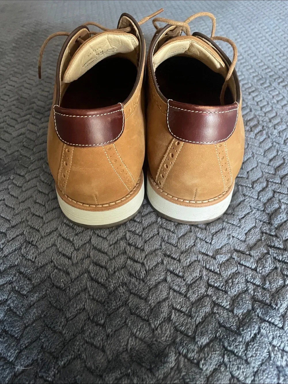Men's Tan Wingtip Lace-Up J & M sheepskin soles! Like new size 12 Men’s
